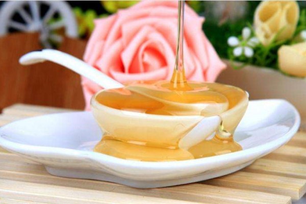 孕妇喝蜂蜜柠檬水对胎儿好吗 什么时候喝对胎儿最好
