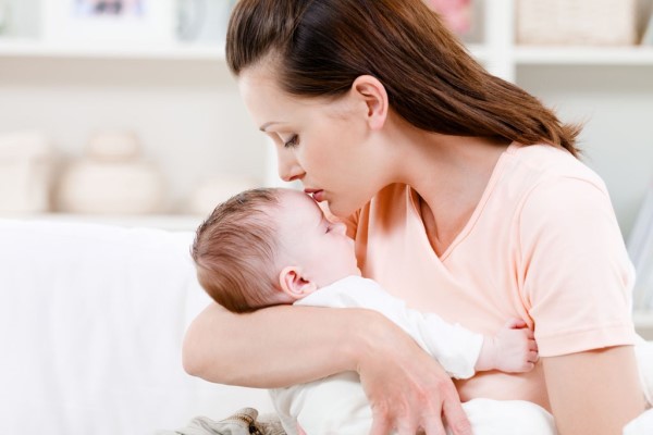 母乳那些匪夷所思的用途 妈妈们都听说过吗