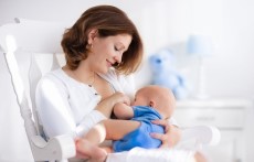 母乳那些匪夷所思的用途 妈妈们都听说过吗
