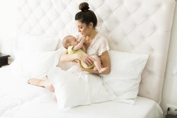 母乳那些匪夷所思的用途 妈妈们都听说过吗
