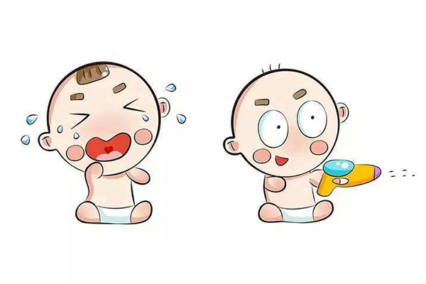 孩子喜欢抢玩具怎么办 找因解果是核心动手打骂要不得