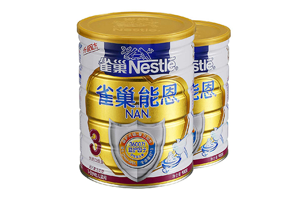 雀巢和飞鹤哪个奶粉好 实力相仿选择适合的才最重要