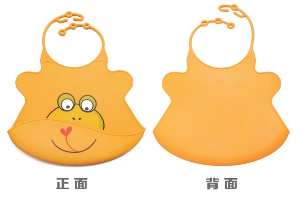 宝宝用防水围嘴好吗 没有什么比冬天防水更重要