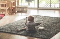 孩子内向不爱说话怎么办 三招还你聪明活泼的乖宝宝