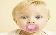 哪个牌子的奶嘴最接近母乳 最接近母乳的奶嘴在这里