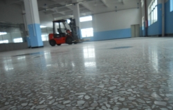水磨地板怎么防止起灰尘