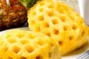 菠萝和豆腐能一起吃吗 菠萝能和香菜一起吃吗