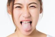 舌苔厚是什么原因 舌苔厚吃什么好