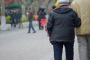 老人患青光眼如何护理 青光眼是怎么引起的