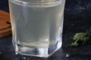 空腹喝蜂蜜水能减肥吗 空腹喝蜂蜜水对胃好吗