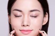 脸上长雀斑了怎么办 长雀斑怎么调理