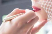 化妆后可以用防晒喷雾吗 化妆后怎么用防晒喷雾好