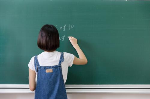 学生