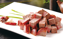 吃了牛肉可以吃柿子吗 吃完牛肉多久能吃柿子