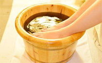 夏天可以用生姜泡脚吗 生姜泡脚可以去湿气吗