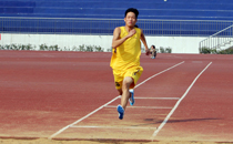 跳远后腿痛怎么办快速缓解 跳远后大腿疼是怎么回事