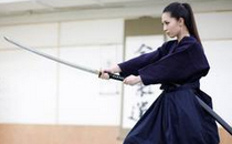 合气道适合女生练吗 合气道能防身吗