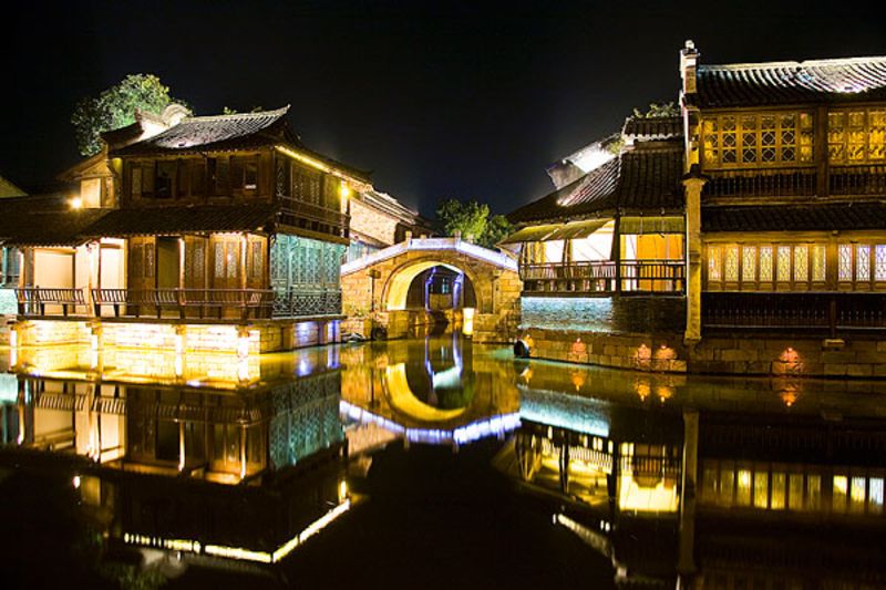 华东六市旅游景点_金茂大厦简介_华东景点介绍