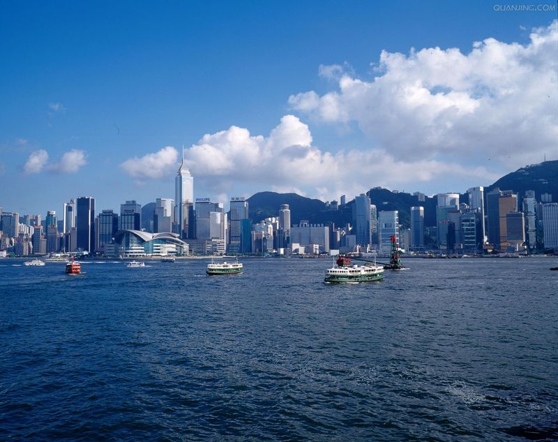 跟旅游团去香港旅游要多少钱