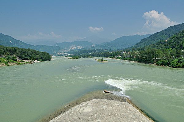 峨眉山旅游必去的地方_峨眉山旅游必去的地方热门线路_峨眉山旅游必去的地方门票