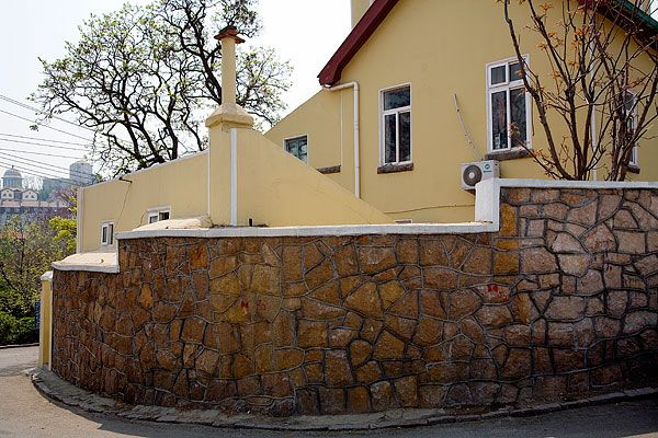 青岛八大关附近酒店_八大关附近美食_青岛八大关风景区附近吃饭的地方