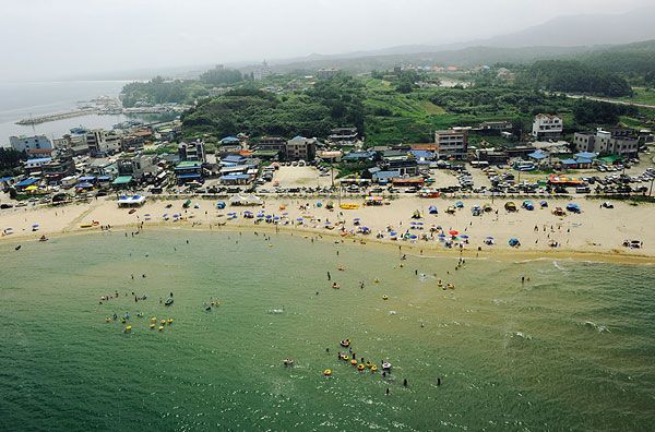 青岛第六海水浴场怎么样_青岛第六海水浴场好玩吗_青岛第六海水浴场玩多久