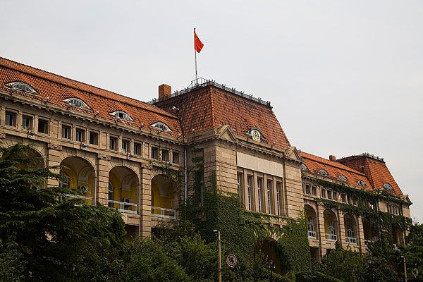 青岛旅游指南_青岛旅游攻略