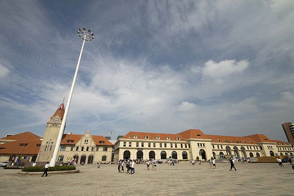 青岛火车站到天幕城怎么走_青岛火车站到天幕城怎么坐车_青岛火车站到天幕城有多远_青岛火车站到天幕城多长时间