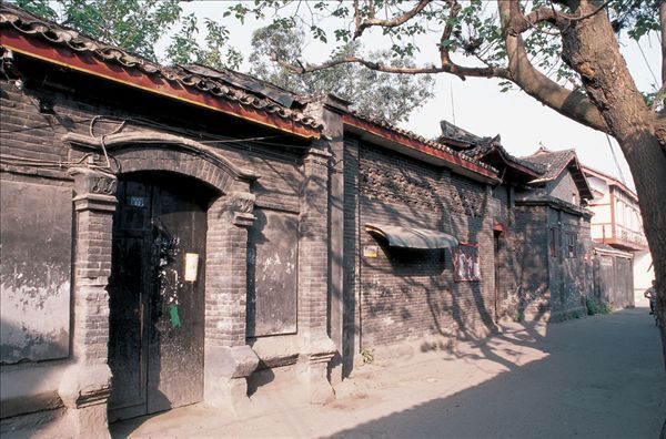 成都近郊旅游热门线路_成都近郊旅游行程安排_成都近郊旅游必去景点
