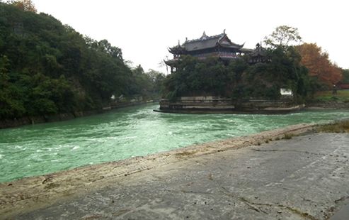 成都到都江堰一日游攻略_成都到都江堰一日游线路_成都到都江堰一日游景点介绍