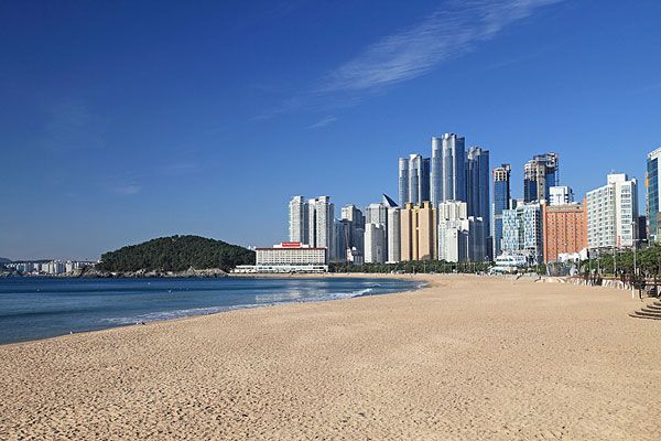 青岛石老人海水浴场在哪个区_青岛石老人海水浴场属于哪个区_青岛石老人海水浴场位置